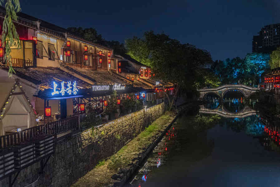 China - Hangzhou 074 - Hefang Street.jpg